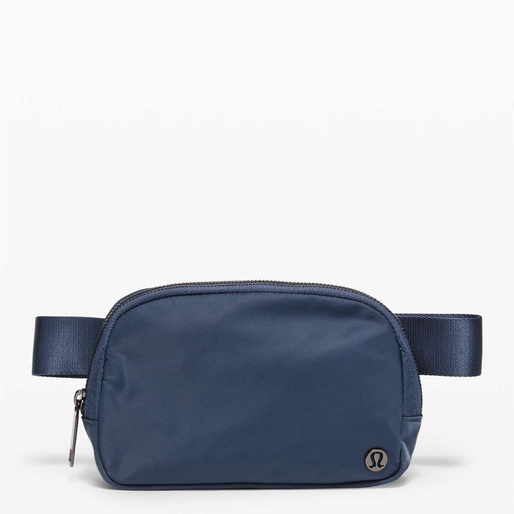 Lululemon Iron Blue Everywhere Belt Bag NWT